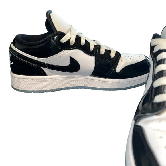 Jordan 1 Low SE Concord Size 6Y (Women’s 7.5) - Picture 7 of 10